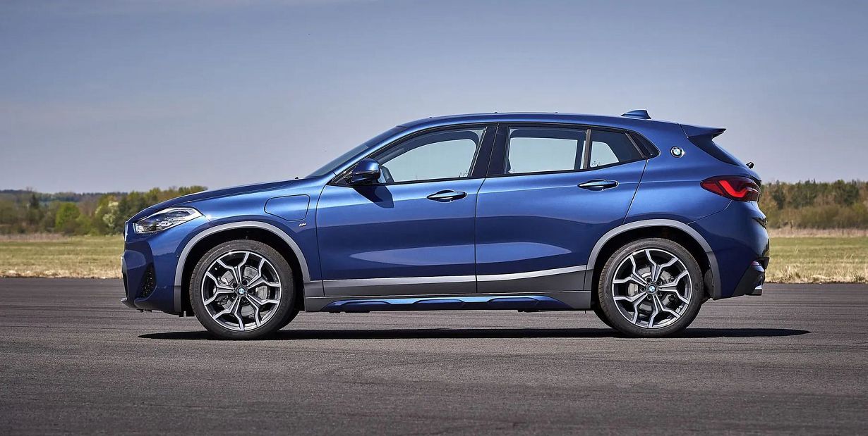 "2024 BMW X2 Redefining Luxury SUVs with Distinctive Design